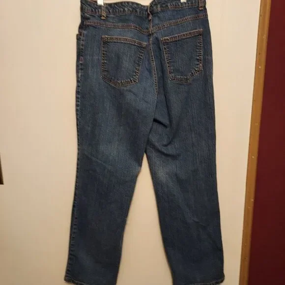 Kim Rogers  14 P EX cond waist 17 1/2 rise is 11 inseam is 28 - Picture 5 of 5